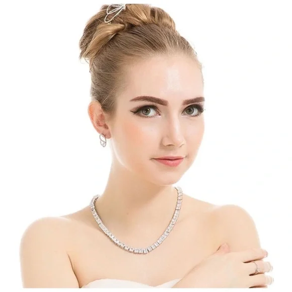 Swarovski Crystals Matika 50 Carat Tennis Necklace - Picture 6 of 9